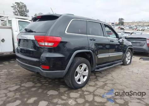 2013 Jeep Grand Cherokee Laredo z USA, uszkodzony, nr VIN 1C4RJEAG2DC573869